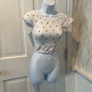 Japna XS White and Red Crop top